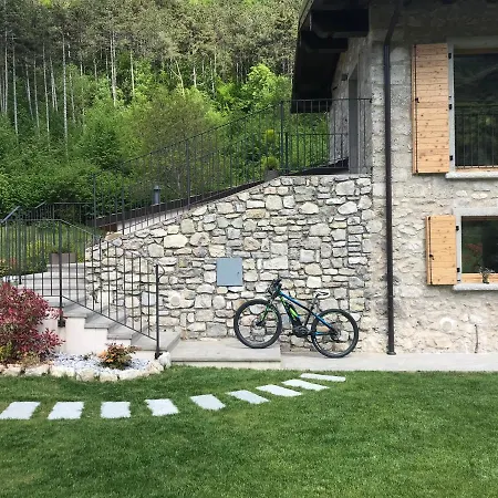 Dimora Natura-riserva Naturale Valle Di Bondo Farm stay *