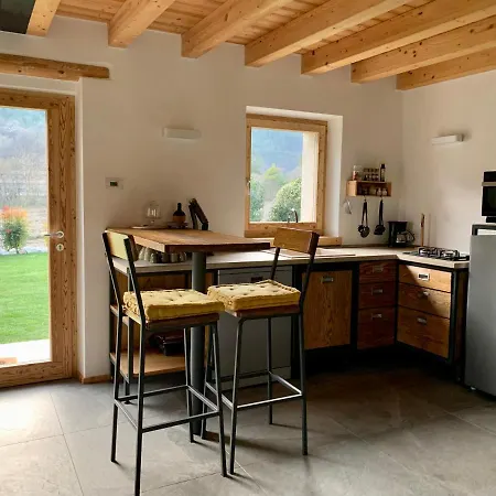 Alloggio per agriturismo Dimora Natura-riserva Naturale Valle Di Bondo *